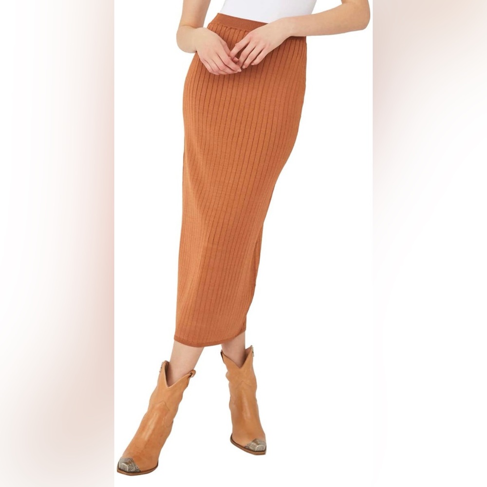FREE PEOPLE BEACH TO NIGHT RIBBED MIDI SKIRT // RUST